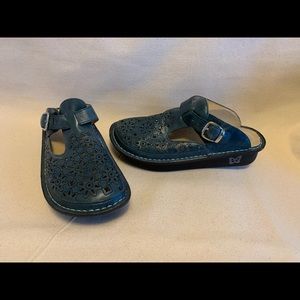 ALEGRIA Clogs size 37 navy new!